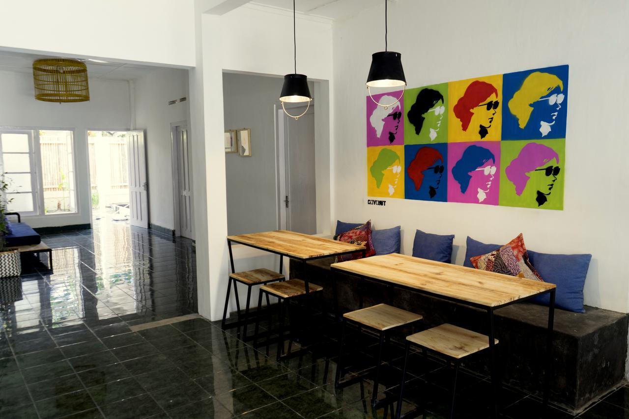 Auberge de jeunesse Pondok Sare à Yogyakarta Extérieur photo